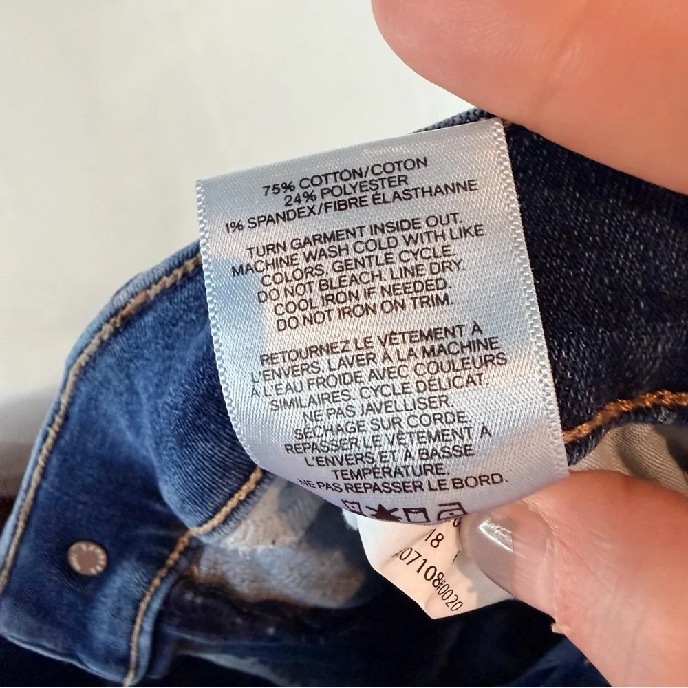 Express women’s size